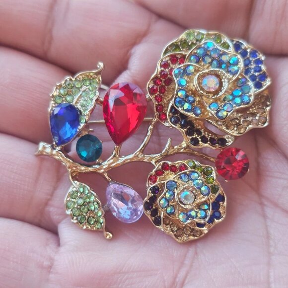 Fashion Pin Brooch Multi Color Crystals Accent Flower Pin Fashion Jewelry New - Picture 5 of 10